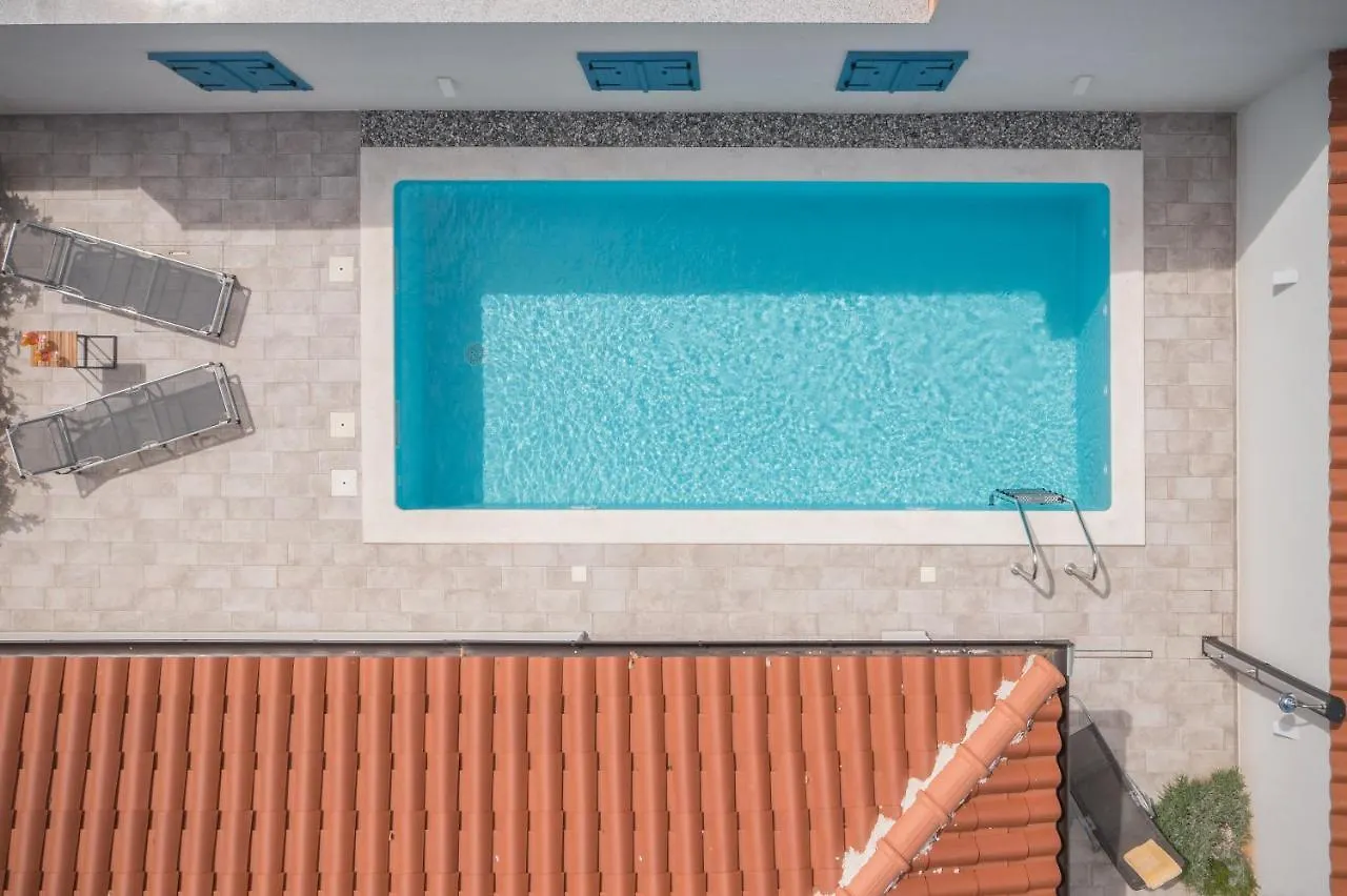 Spacious Holiday House In Istria Peroj Villa
